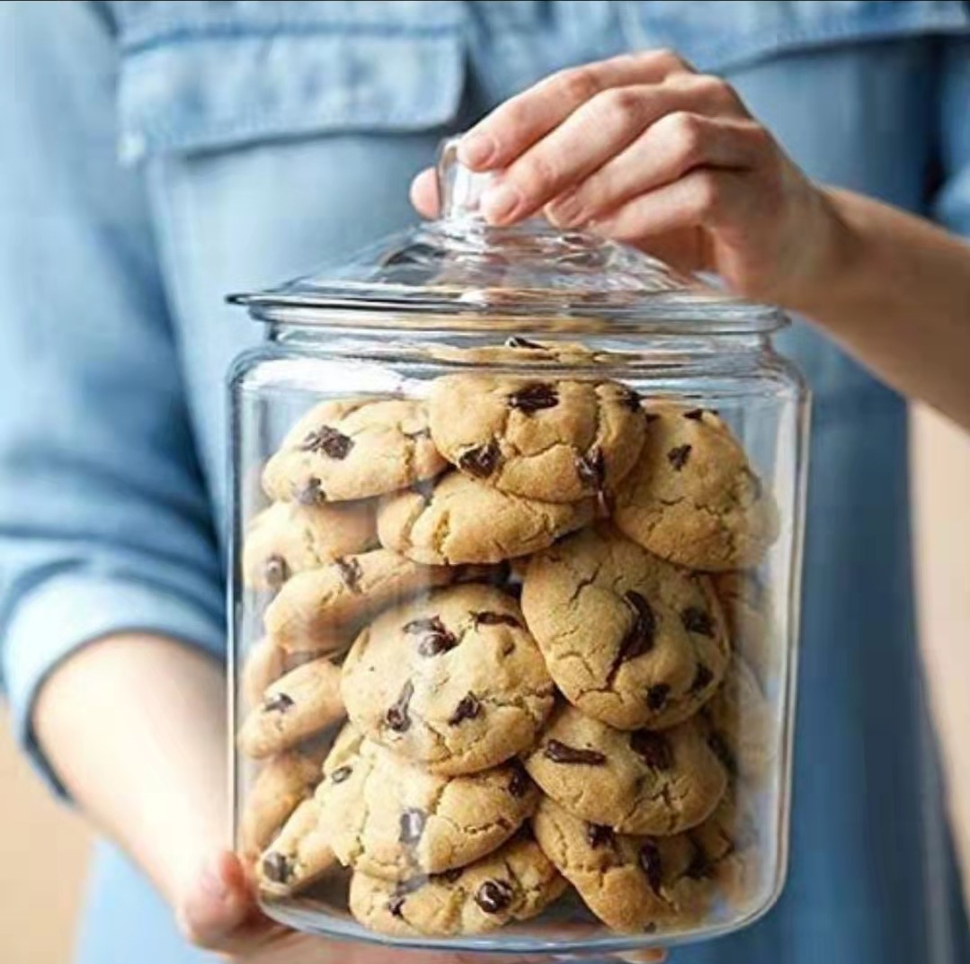 Transparency Storage Cookies Jar with Lid