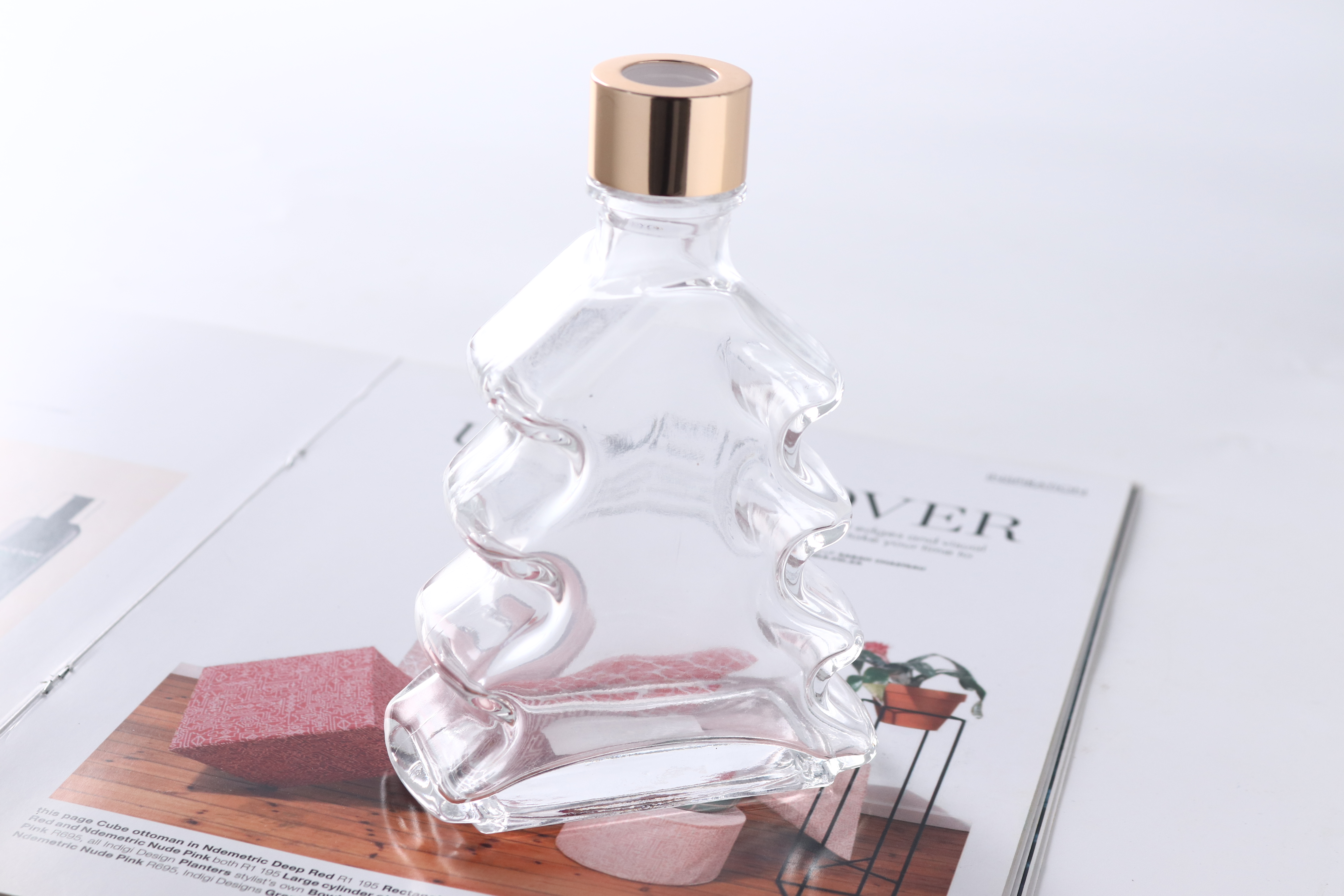 200ml Christmas Trees Diffuser Glass Bottle with Lid