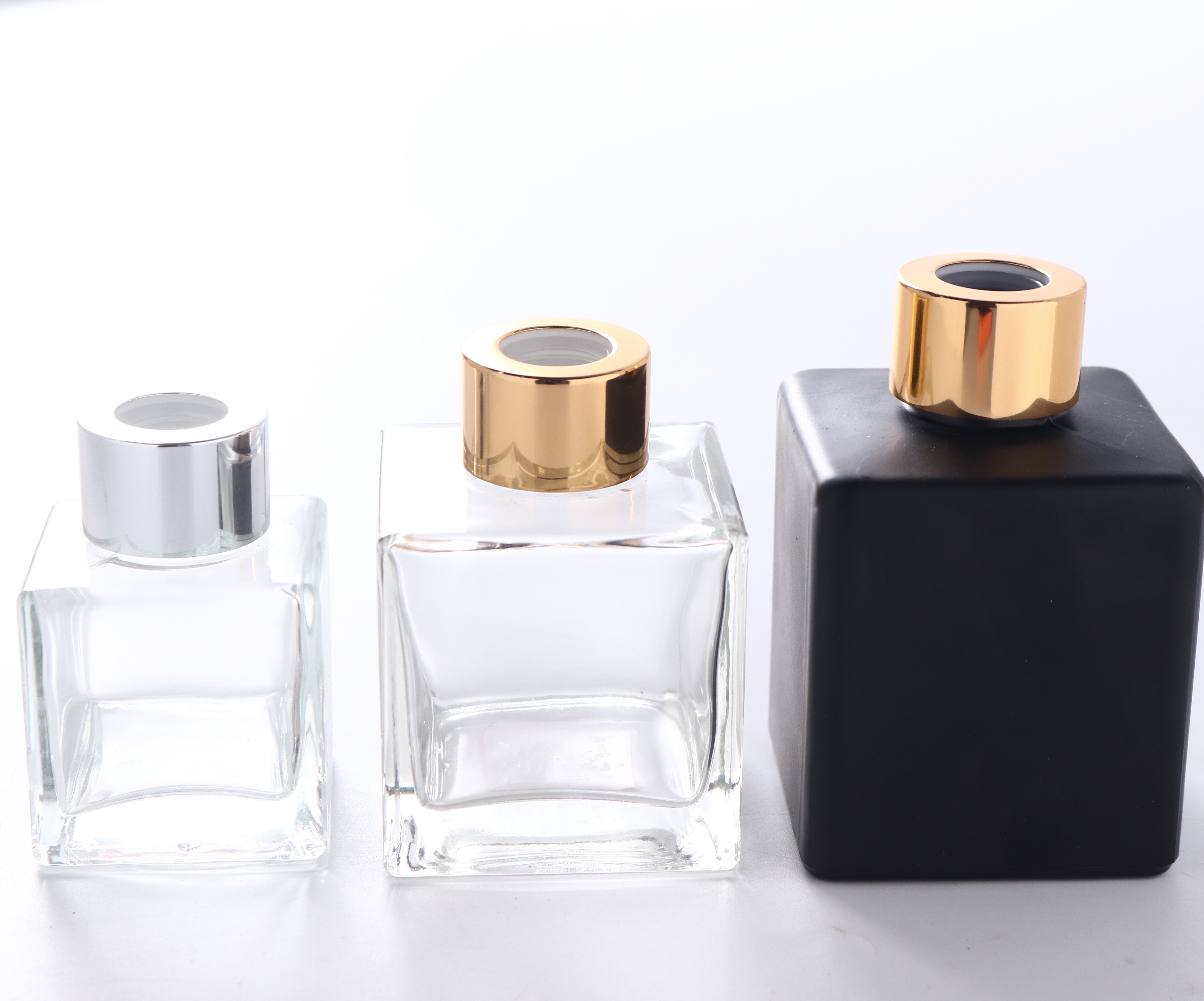 Square Shape Diffuser Glass Bottle with Lid Can Do Print